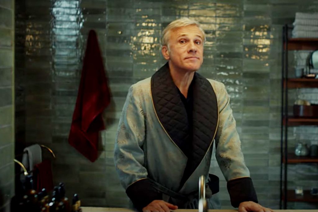 christoph waltz robe dressing gown allianz