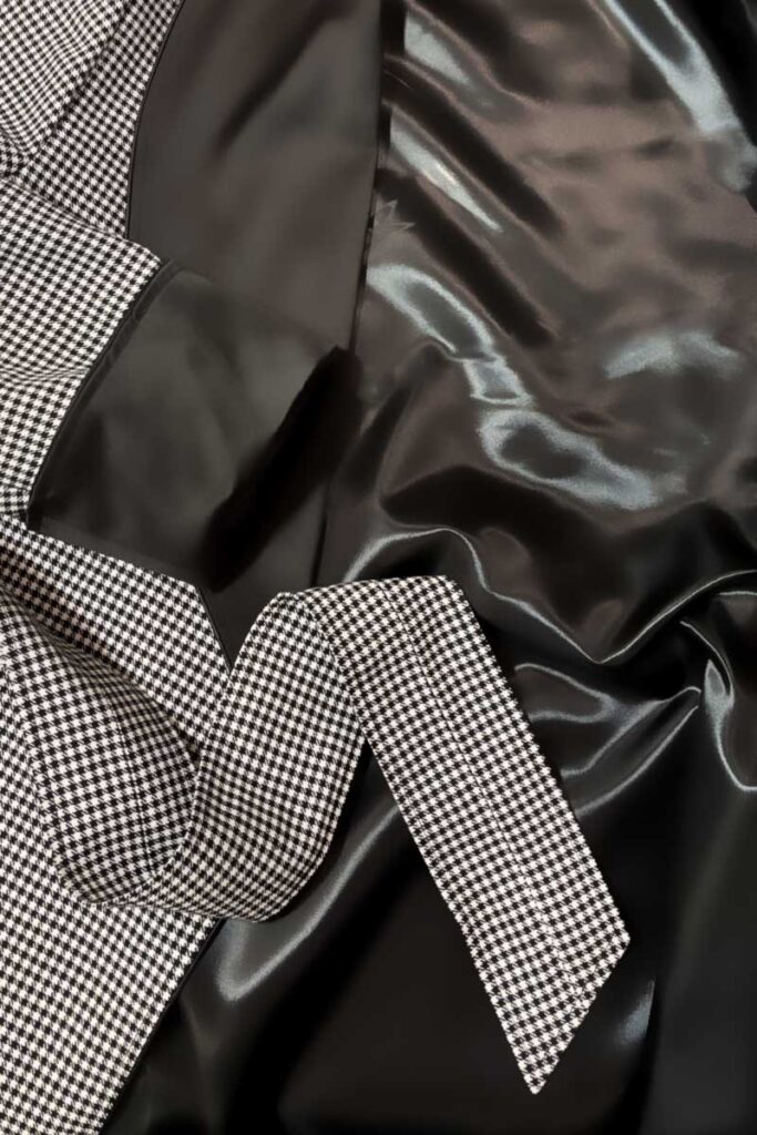 4black-and-white-checkered-pattern-cotton-robe-satin-shawl-collar